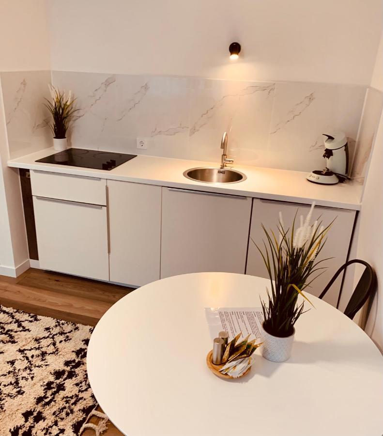 Gaestehaus Zur Uni Klinik Exklusives Apartment Mit Kueche Und Badezimmer Хомбург Экстерьер фото